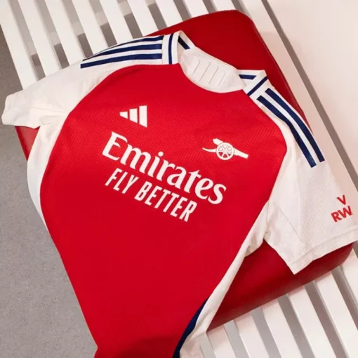 KIT ENFANT ARSENAL DOMICILE 2024-2025 SHORT OFFERT🔥 - Image 4