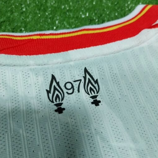 Liverpool maillot extérieure 24/25 - Image 3