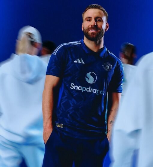 Manchester United maillot Bleu 24/25 - Image 2